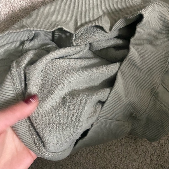 🤍3/35 sage green hoodie - Picture 4 of 4